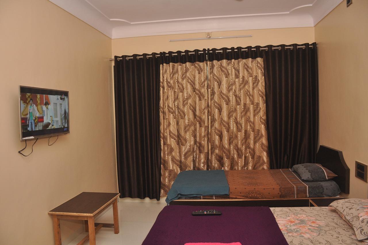 Hunjar House Hotel Panvel Eksteriør bilde